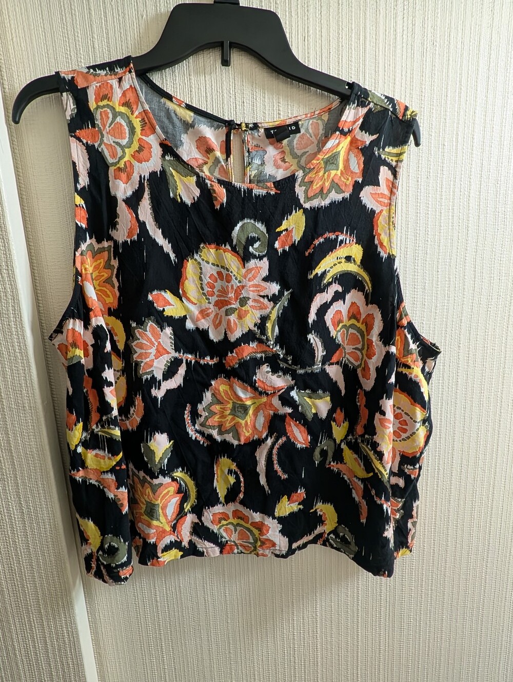 Torrid Viscose Cropped Sleeveless Top Size 1